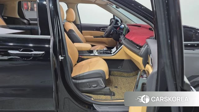 Kia Carnival 4th generation 2022 Черный из Кореи, фото 2