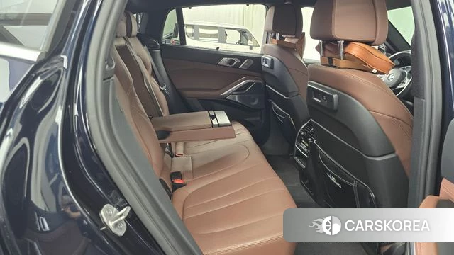 BMW X6 (G06) 2021 Черный из Кореи, фото 2