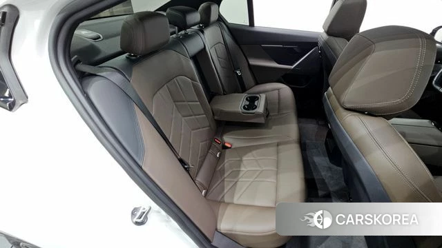 BMW 5 Series (G60) 2024 Белый из Кореи, фото 2