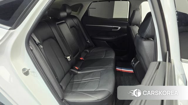 Hyundai Sonata D Edge (DN8) 2023 Белый из Кореи, фото 2