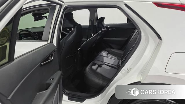 Kia Di Ol Nu Niro 2022 Белый из Кореи, фото 2