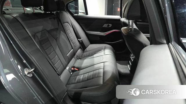 BMW 3 Series (G20) 2021 Серый из Кореи, фото 2