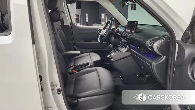 Hyundai The New Casper 2024 Белый из Кореи, фото 2