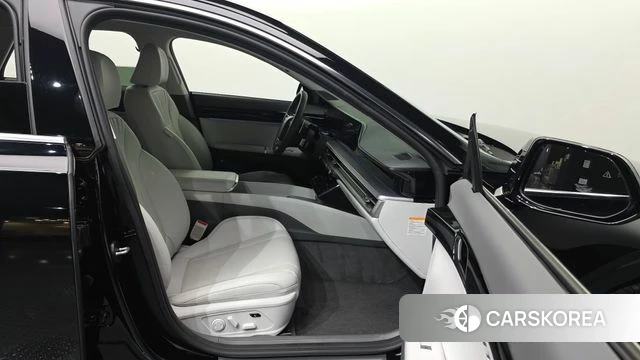 Hyundai Grandeur Hybrid (GN7) 2023 Черный из Кореи, фото 2