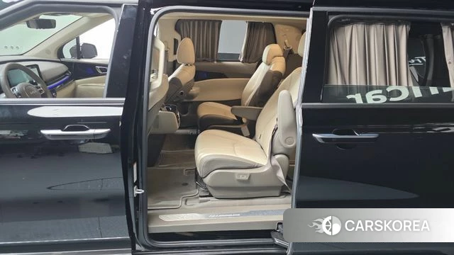 Kia The New Carnival 4th Generation 2024 Черный из Кореи, фото 2