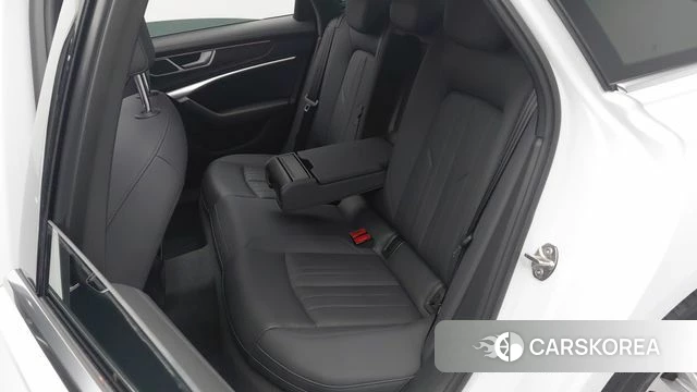 Audi A6 (C8) 2021 Белый из Кореи, фото 2