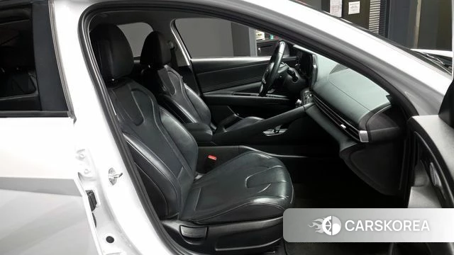 Hyundai Avante (CN7) 2022 Белый из Кореи, фото 2