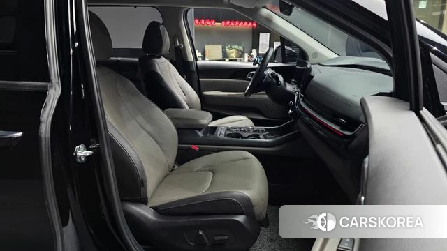 Kia The New Carnival 4th Generation 2024 Черный из Кореи, фото 2