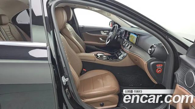 Mercedes-Benz E-Class W213 2018 Черный из Кореи, фото 2