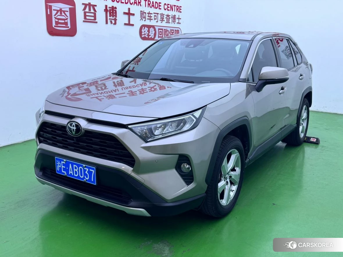 Toyota RAV4 Rongfang 2022 Серебристо-серый из Китая, фото 2