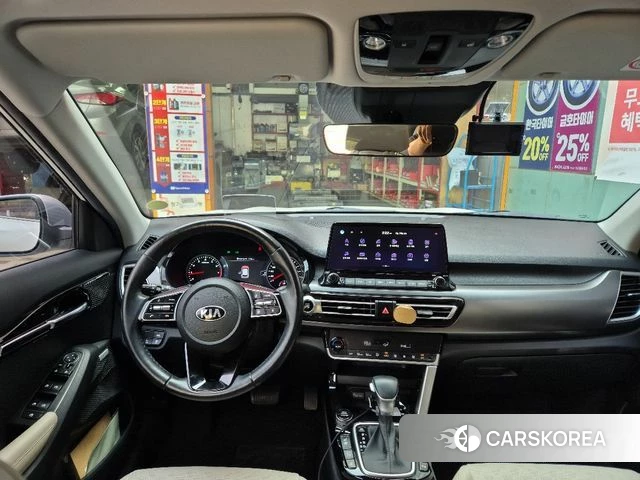 Kia Seltos 2021 Жемчужный цвет из Кореи, фото 2