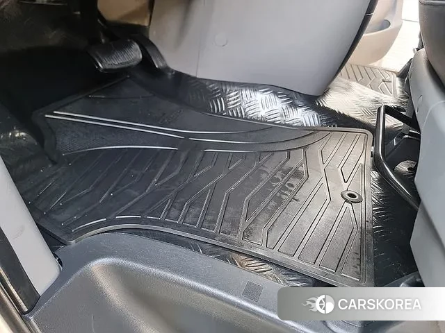 Hyundai The New Grand Starex 2019 Серебряный из Кореи, фото 2