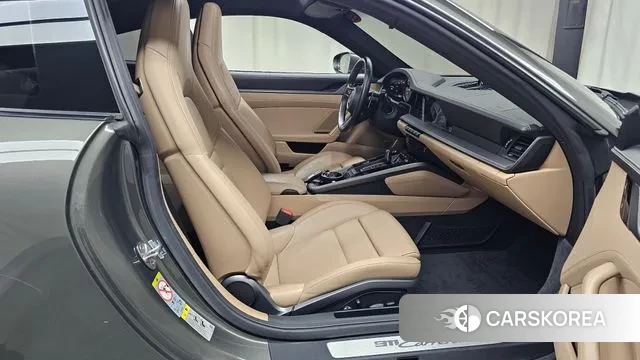 Porsche 911(992) 2021 Серый из Кореи, фото 2