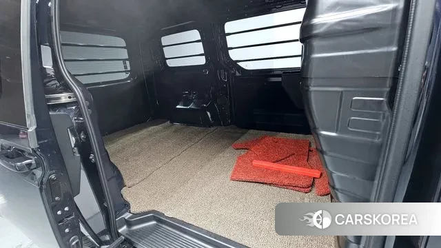 Hyundai Staria 2024 Черный из Кореи, фото 2