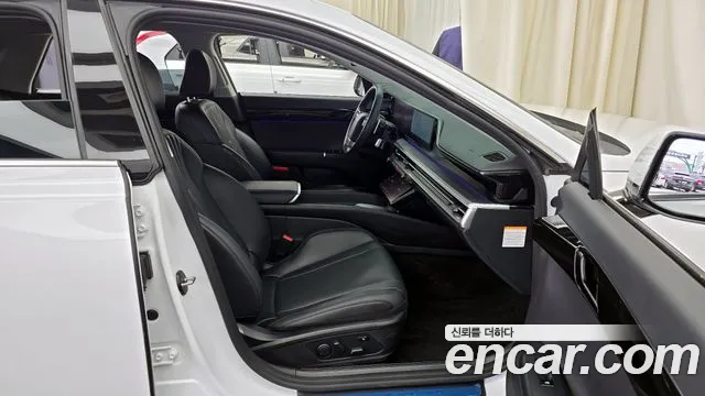 Hyundai Grandeur Hybrid (GN7) 2023 Белый из Кореи, фото 2