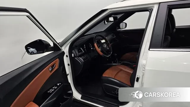 Ssangyong Tivoli Armor 2018 Белый из Кореи, фото 2