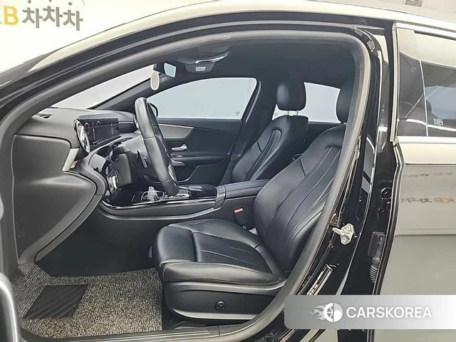 Mercedes-Benz A-Class W177 2021 Черный из Кореи, фото 2