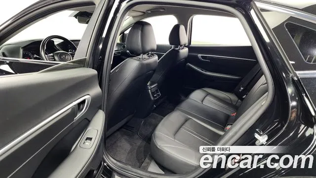 Hyundai Sonata (DN8) 2022 Черный из Кореи, фото 2