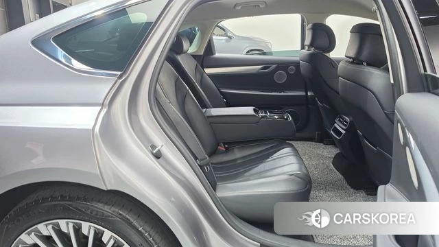 Genesis Electrified G80 (RG3) 2022 Серебряный из Кореи, фото 2