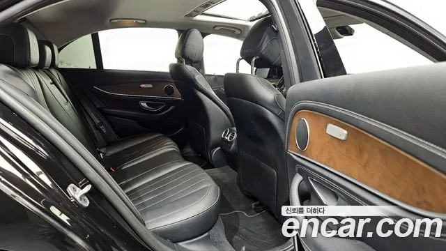 Mercedes-Benz E-Class W213 id 2387481 из Кореи 2