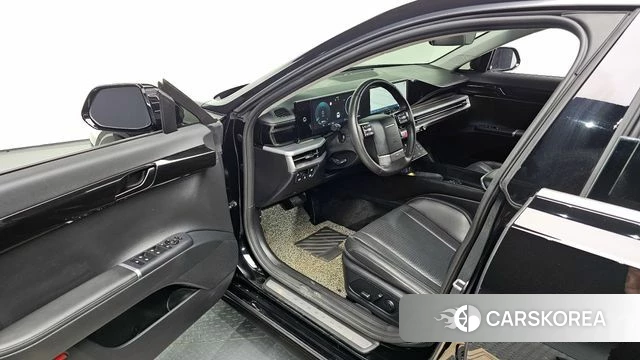 Hyundai Grandeur Hybrid (GN7) 2024 Черный из Кореи, фото 2