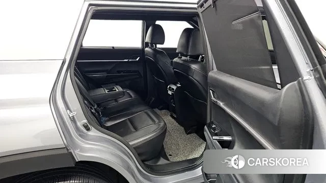 Ssangyong Torres 2022 Серебристо-серый из Кореи, фото 2