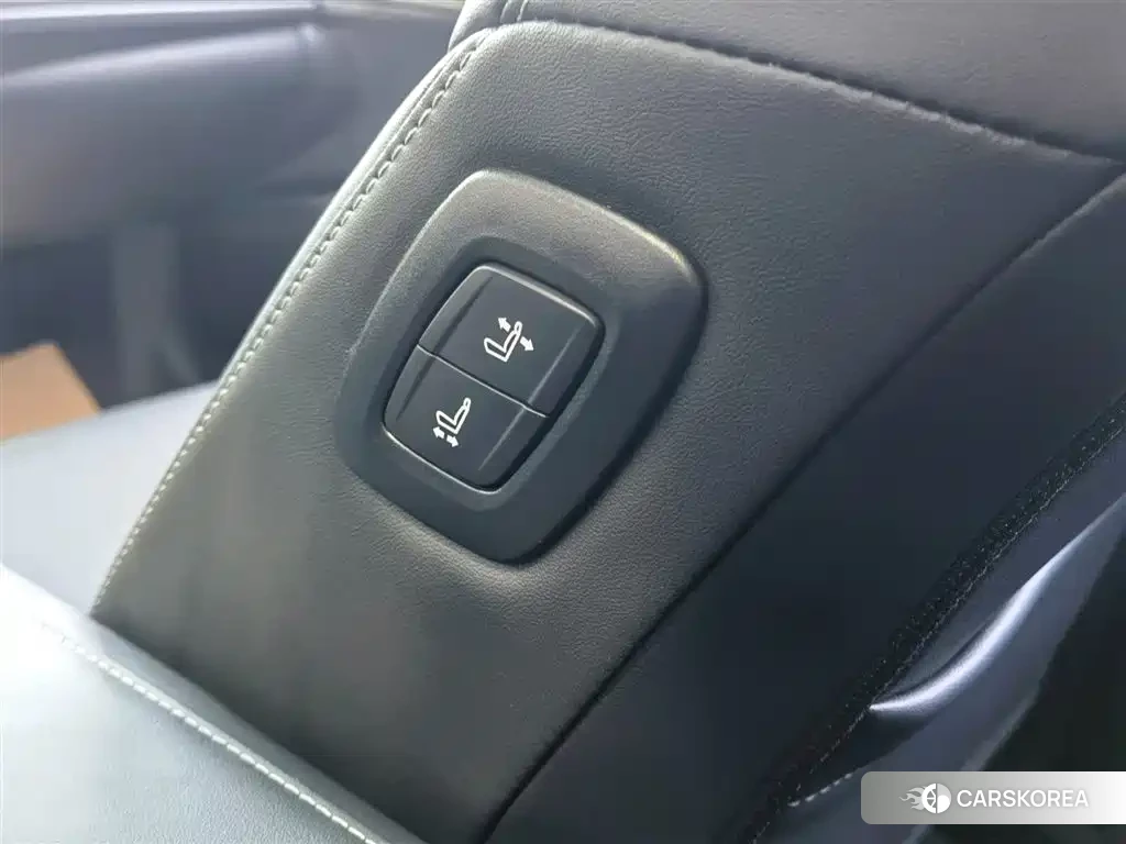 Toyota Camry 2026 Белый из Китая, фото 2