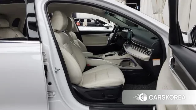 Hyundai The New Grandeur IG Hybrid 2022 Белый из Кореи, фото 2