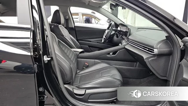 Hyundai Avante (CN7) 2021 Черный из Кореи, фото 2