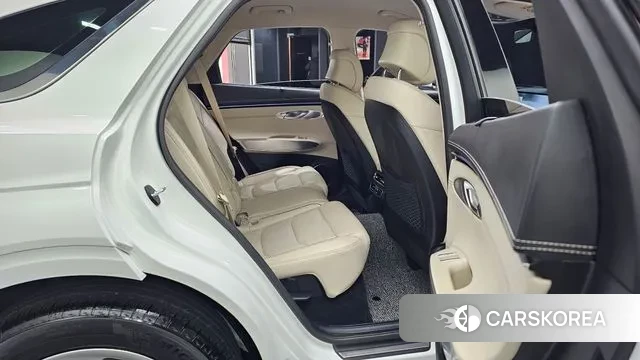 Genesis GV70 2025 Белый из Кореи, фото 2