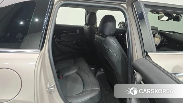 Mini Cooper 2024 Песочный из Кореи, фото 2