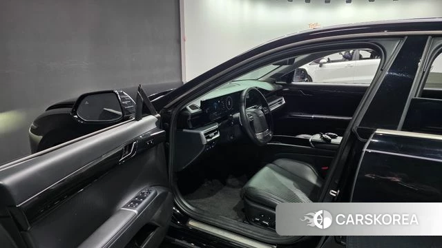 Hyundai Grandeur Hybrid (GN7) 2023 Черный из Кореи, фото 2