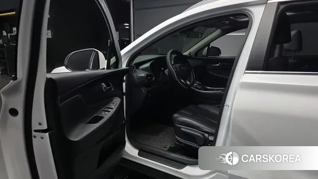 Hyundai The New Santa Fe 2023 Белый из Кореи, фото 2