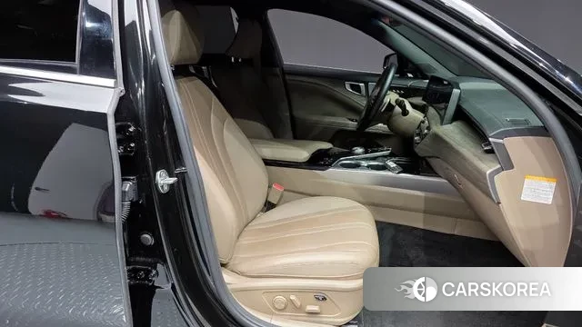 Kia K8 Hybrid 2024 Черный из Кореи, фото 2