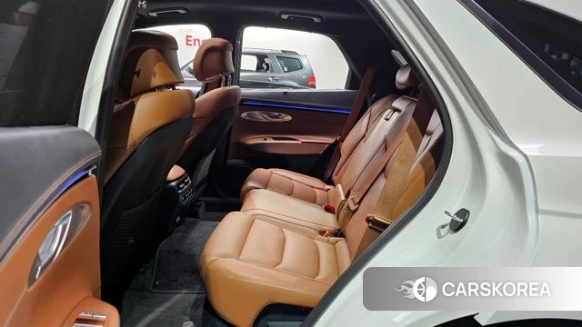 Genesis GV70 2024 Белый из Кореи, фото 2