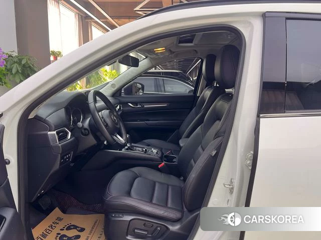 Mazda CX-5 2022 Белый из Китая, фото 2