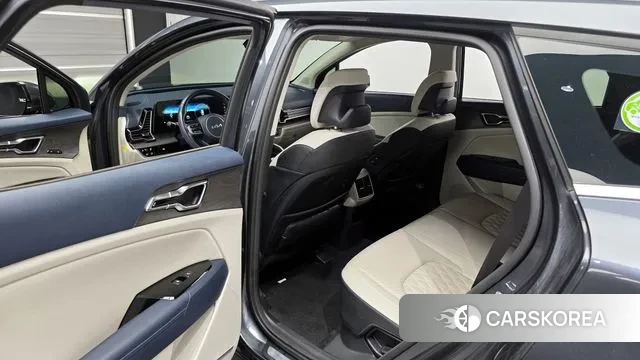 Kia Sportage 5th Generation Hybrid 2023 Серый из Кореи, фото 2