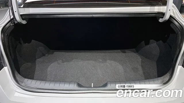 Hyundai Avante (CN7) 2020 Серебристо-серый из Кореи, фото 2