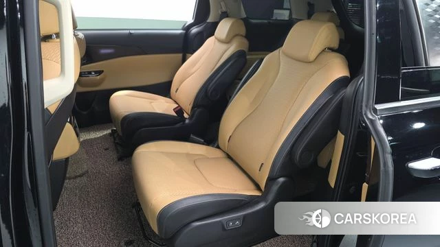 Kia Carnival 4th generation 2022 Черный из Кореи, фото 2