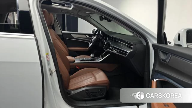 Audi A6 (C8) 2022 Белый из Кореи, фото 2