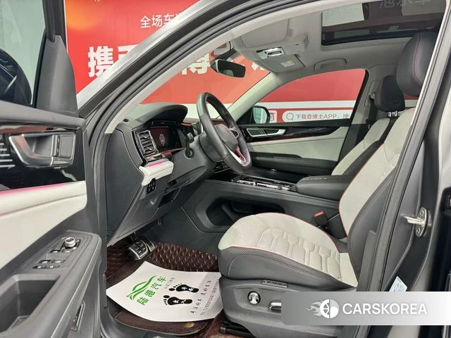 Volkswagen Tourang 2022 Черный из Китая, фото 2