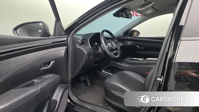 Hyundai Tucson (NX4) 2021 Черный из Кореи, фото 2