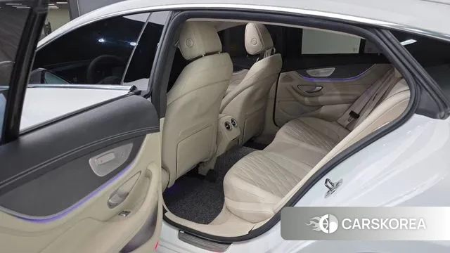 Mercedes-Benz AMG GT 2023 Белый из Кореи, фото 2