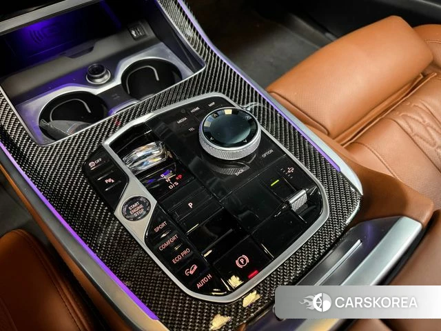 BMW X7 (G07) 2023 Белый из Кореи, фото 2