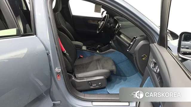 Volvo C40 Richards 2023 Небесно-голубой из Кореи, фото 2