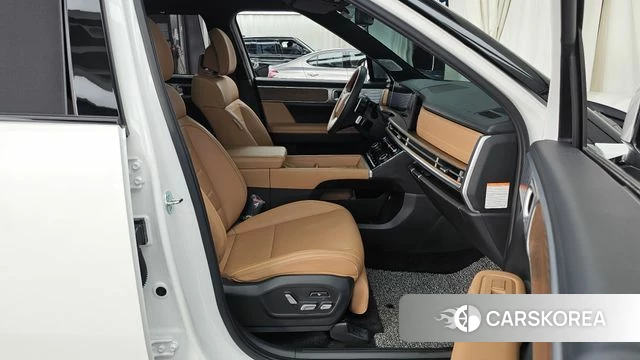 Hyundai Santa Fe (MX5) 2024 Белый из Кореи, фото 2