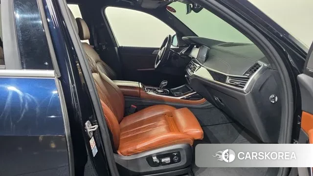 BMW X7 (G07) 2020 Черный из Кореи, фото 2