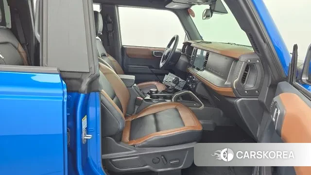 Ford Bronco 6th Generation 2024 Синий из Кореи, фото 2