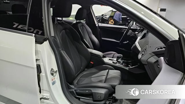 BMW 2 Series Gran Coupe (F44) 2021 Белый из Кореи, фото 2