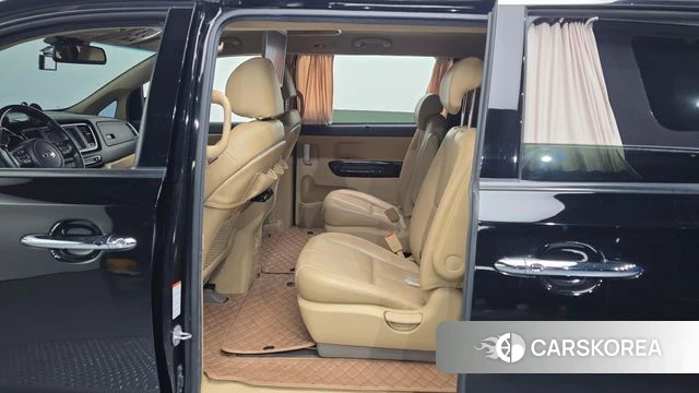 Kia The New Carnival 2019 Черный из Кореи, фото 2